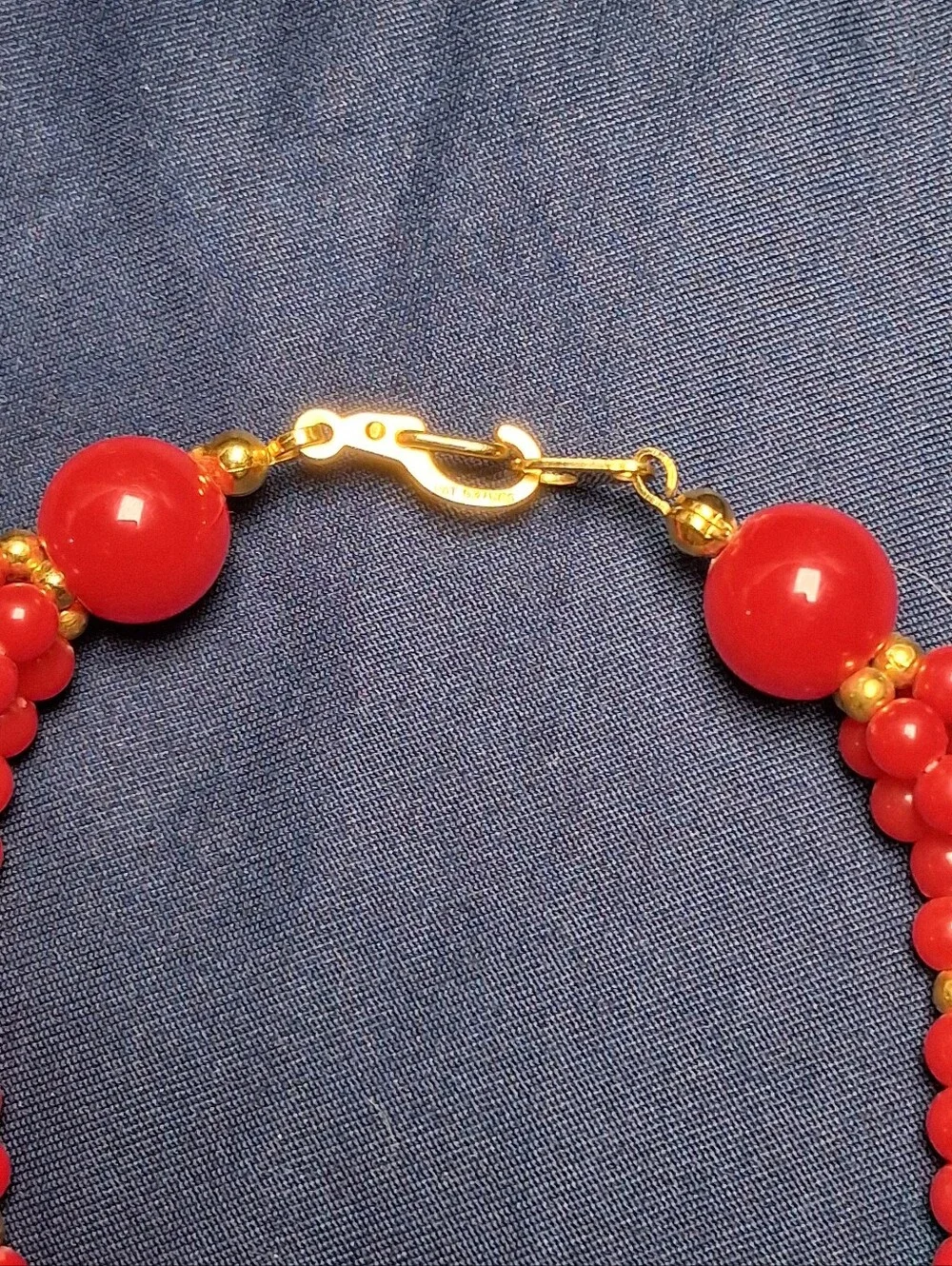 Marvella Red Multi-Strand Seed Bead Necklace Gold Tone Clasp Retro 70s Boho Red